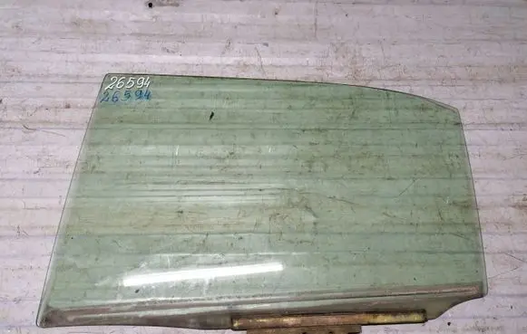 Toyota Prius (XW10) Rear door window glass 270361209 8005533689