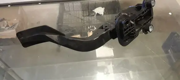 Dodge Journey Accelerator pedal position sensor 04891586AB