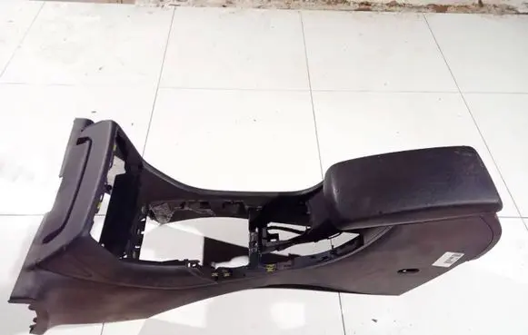 Citroen C5 Armrest 99604435401 996044354-01