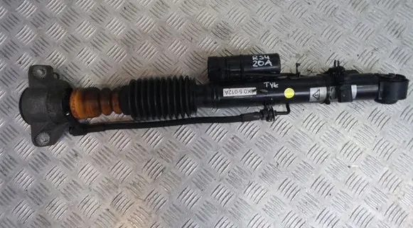 Audi RS4 B7 Front shock absorber/damper 