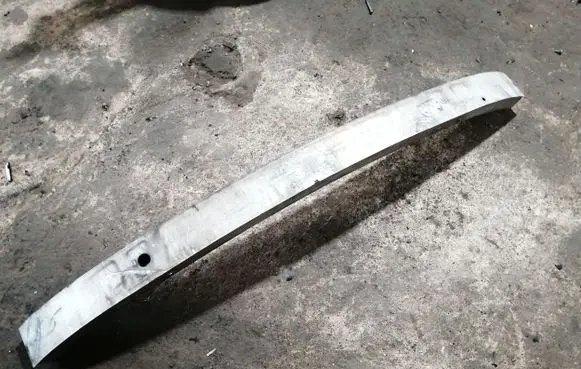 Mercedes-Benz ML W164 Front bumper cross member A1646261455