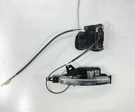 Cadillac Escalade IV Front door exterior handle 772040 13516685 3051716