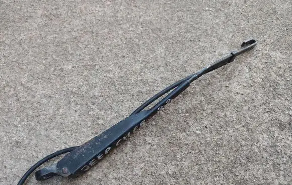 Jeep Cherokee XJ Rear wiper blade arm 55155626AB