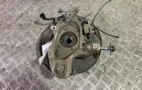 Mercedes-Benz E W238 Rear wheel hub 2133105