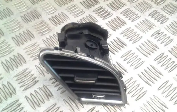 Audi S5 Facelift Dashboard side air vent grill/cover trim 8T2820902