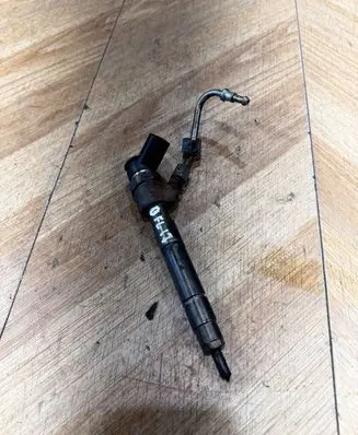 Mercedes-Benz B W245 Fuel injector A6400700787