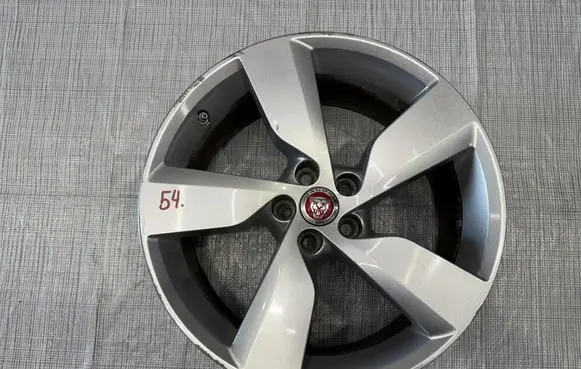 Jaguar E-Pace R16 alloy rim J9C3DA