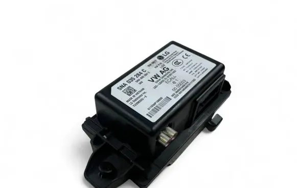 Volkswagen Golf VII Other control units/modules 5NA035284C