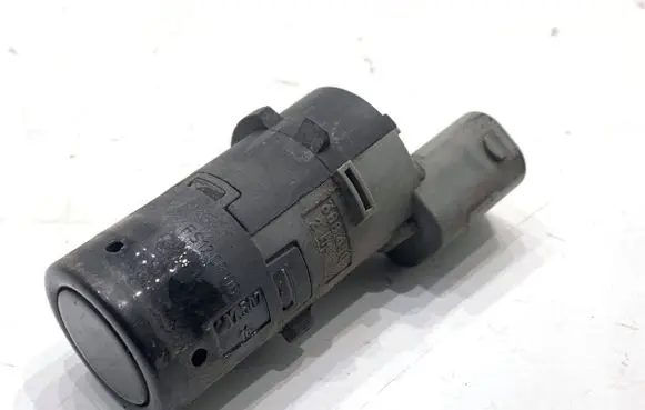 BMW 5 E60 E61 Parking PDC sensor 6989092