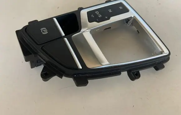 Audi Q7 4M Gear shifter surround trim plastic 4M1927225A 4M1713111F