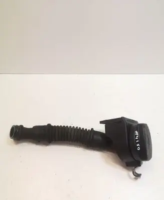 Mercedes-Benz A W169 Oil fill pipe A6400100369