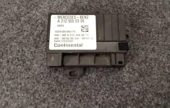 Mercedes-Benz C W204 Fuel injection pump control unit/module A2129000306 A2124460071 5WK11555EBF