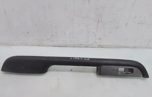 Nissan X-Trail T30 Rear door handle trim 