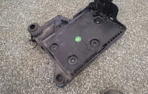 Buick Encore GX I Battery tray 60003161