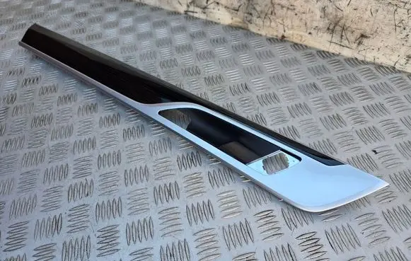 BMW 7 G11 G12 Front door trim bar 7851831 912981831
