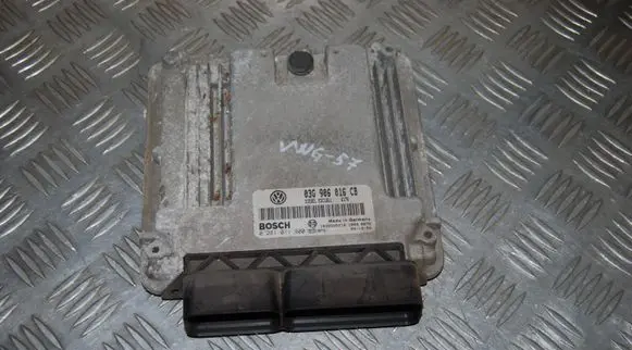Volkswagen Golf Plus Engine control unit/module 03G906016CB