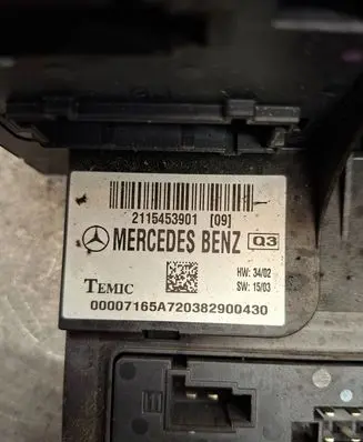 Mercedes-Benz E W211 SAM control unit 2115453901