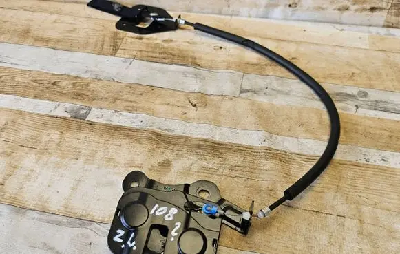 Infiniti Q50 Seat back rest lock catch 1608171