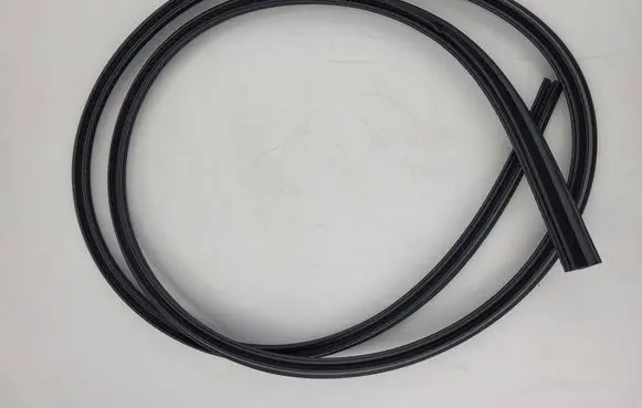 Mercedes-Benz Vito Viano W638 Front door rubber seal A9737510598