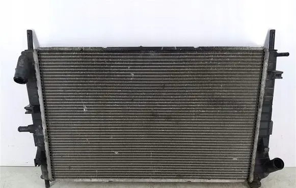 Ford Mondeo Mk III Coolant radiator XS7H8005ED