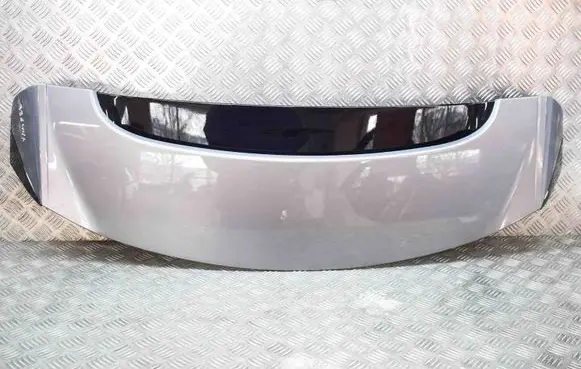 Tailgate/trunk spoiler