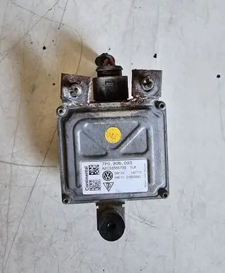 Volkswagen Touareg II Fuel injection pump control unit/module 7P0906093