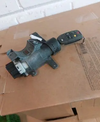 Volvo XC90 Ignition lock 8626324 16184
