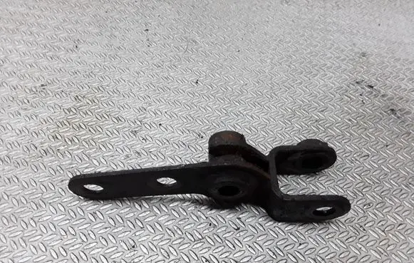 Land Rover Freelander Gearbox mounting bracket