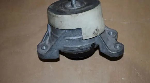 Mercedes-Benz E W213 Engine mount vacuum valve A253240090055
