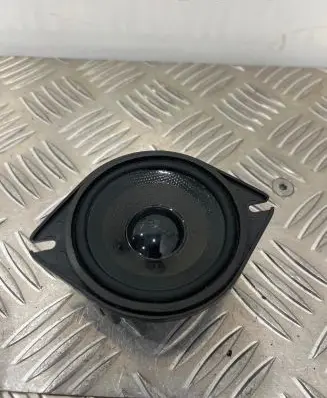 Audi A8 S8 D3 4E Front door speaker 4E0035411C 07102005