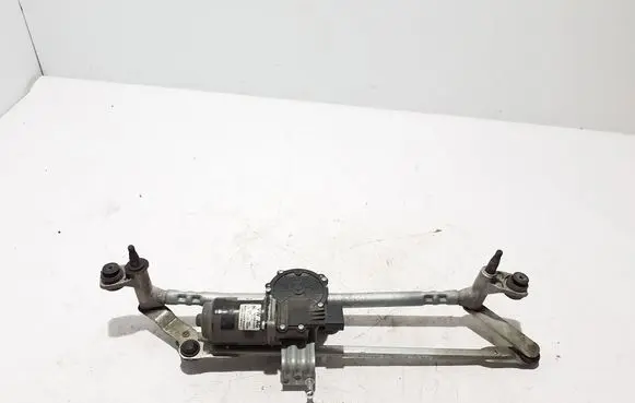 Volkswagen Taigo Front wiper linkage 2G1955113B
