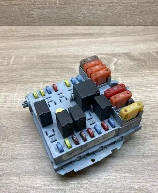 Alfa Romeo 159 Fuse box set 50504455 57657