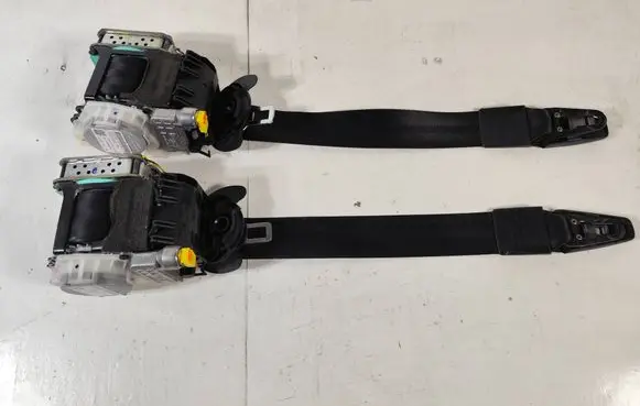 Audi A6 C7 Front seatbelt 4G8857706D 4G8857705B