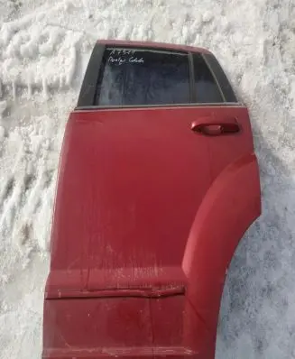 Dodge Caliber Rear door raudonos