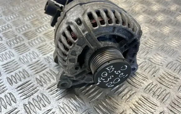 Peugeot 308 SW Generator/alternator 9646321880