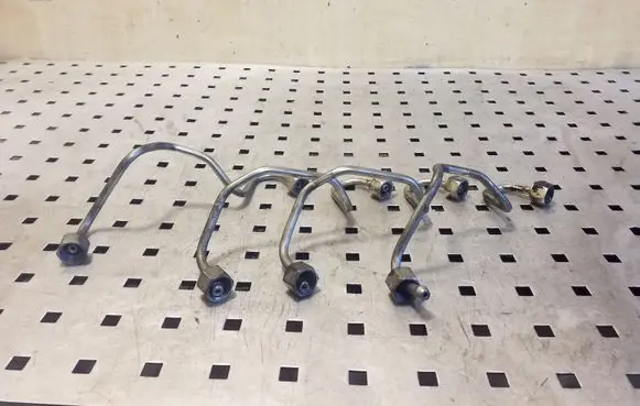 Ford Kuga I Fuel injector supply line/pipe 