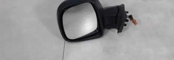 Citroen Berlingo Front door electric wing mirror 232673075