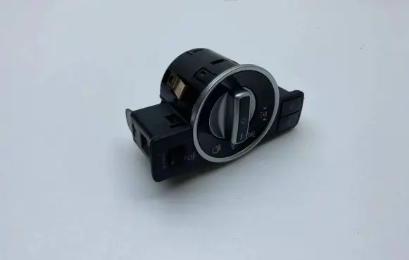 Mercedes-Benz C W204 Light switch A2049058002 10022410
