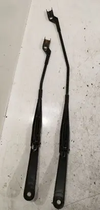 Ford Fiesta Front wiper blade arm 8A6117526