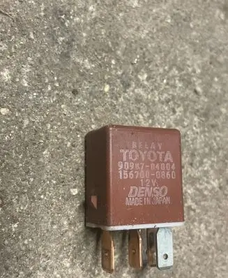 Lexus CT 200H Other relay 9098704004