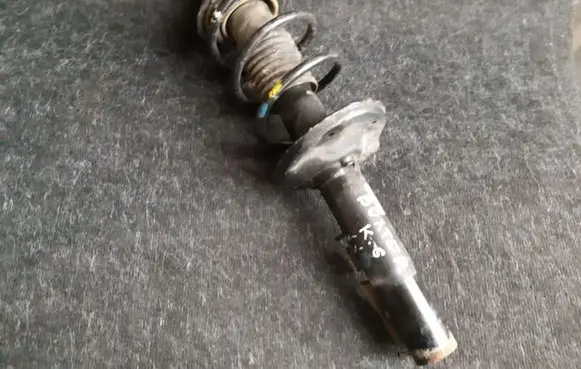Porsche Boxster 986 Rear shock absorber with coil spring 98633305106