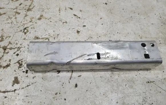 Radiator support slam panel bracket