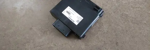 Audi A7 S7 4G Voltage converter/converter module 8K0959663F 8K0959663