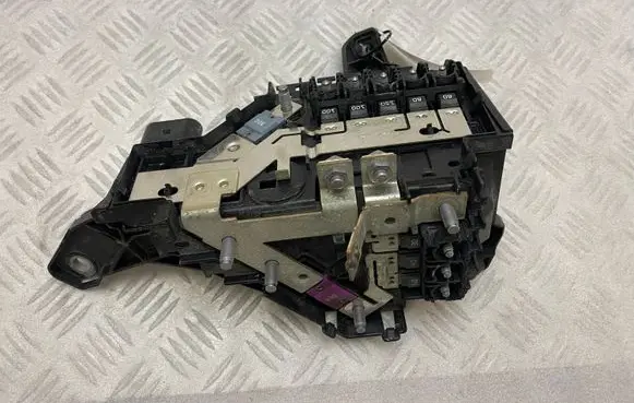 Mercedes-Benz CLS C257 Fuse module DBPD924