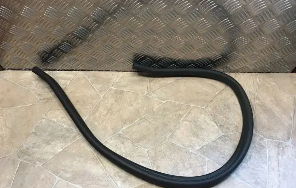 BMW X3 F25 Engine compartment rubber 7234371