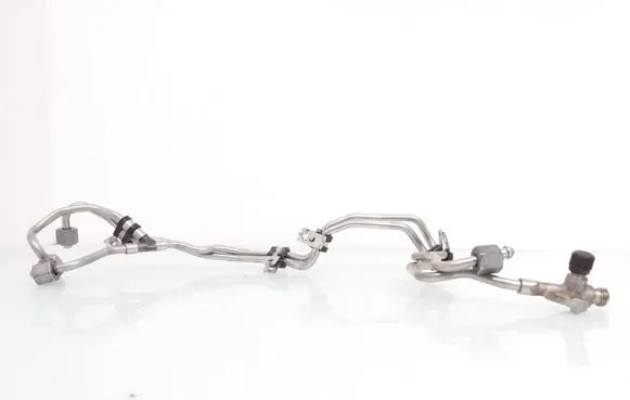 Mercedes-Benz ML W166 Fuel injector supply line/pipe 
