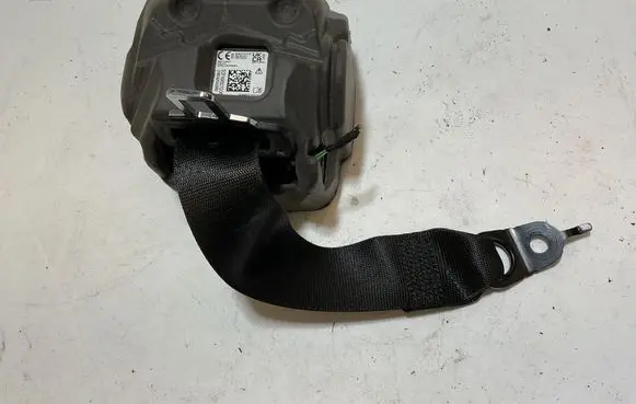 BMW 3 G20 G21 Rear seatbelt 640666400C 0589P1000277 310123