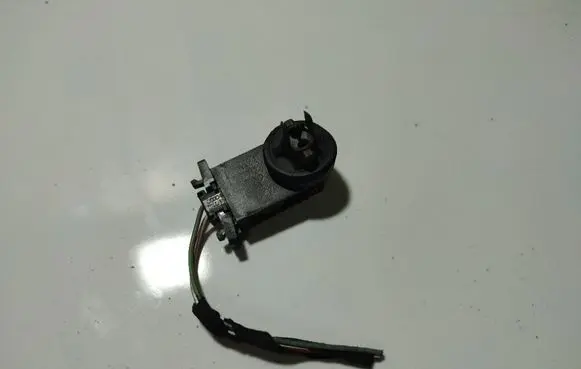 Interior temperature sensor