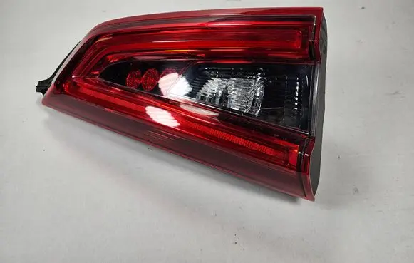 Nissan Qashqai Tailgate rear/tail lights 26555HV55A