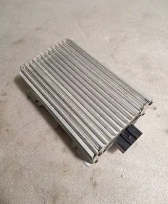 Audi A8 S8 D3 4E Sound amplifier 4E0035223 4E0910223